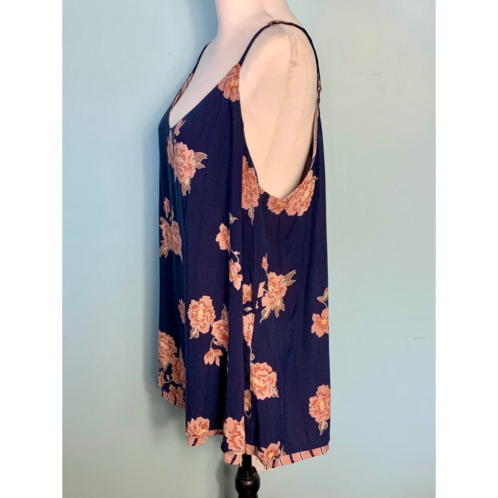 Torrid Navy and Pink Floral Layered Cami Top Size 2 (2X) - Picture 2 of 7